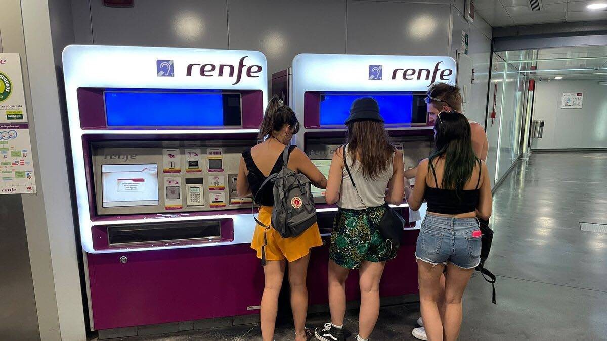 Renfe pone fecha a la venta de billetes con descuentos para jóvenes