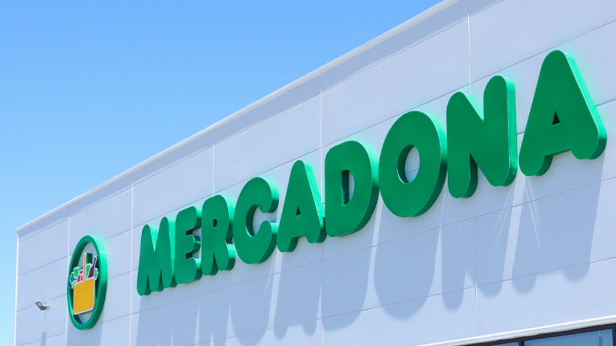 Mercadona, Lidl y Carrefour pueden sancionar a sus empleados por no ducharse