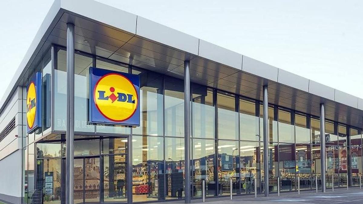 La mochila refrigerante de Lidl por menos de 12 € que está arrasando este verano