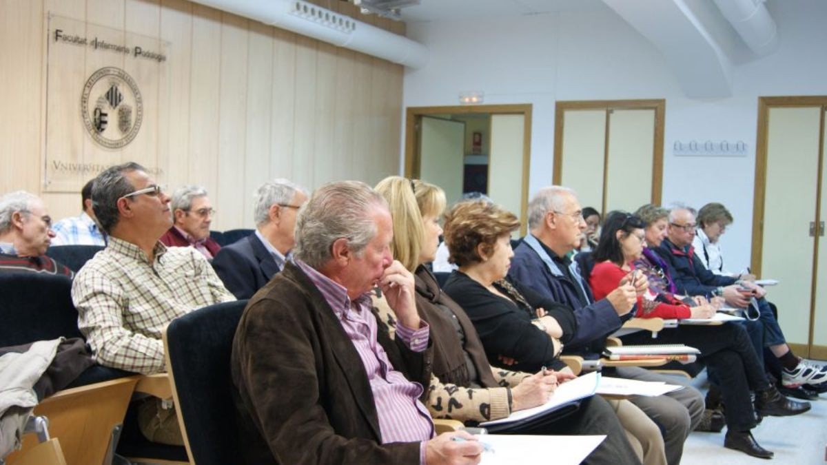 Las nuevas 'microcarreras' universitarias para personas entre 25 y 64 años: no se necesita bachillerato