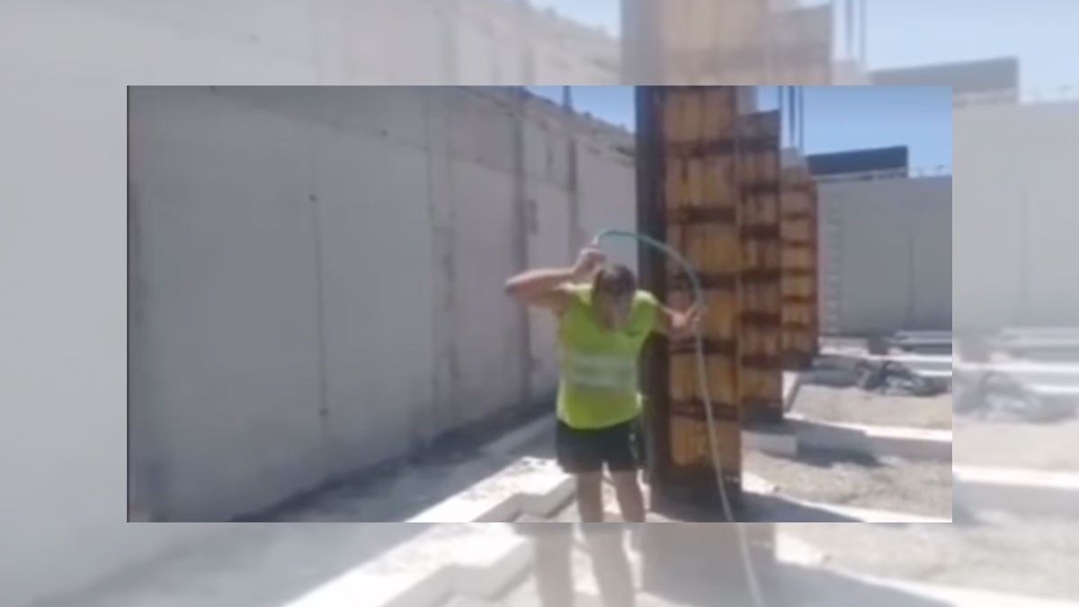 Trabajando a las 3 de la tarde y a 40 grados en plena ola de calor: así tienen a estos trabajadores
