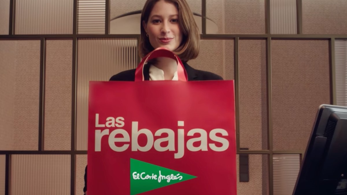 El Corte Inglés busca personal: 1.308 euros de sueldo y oportunidad de empleo fijo