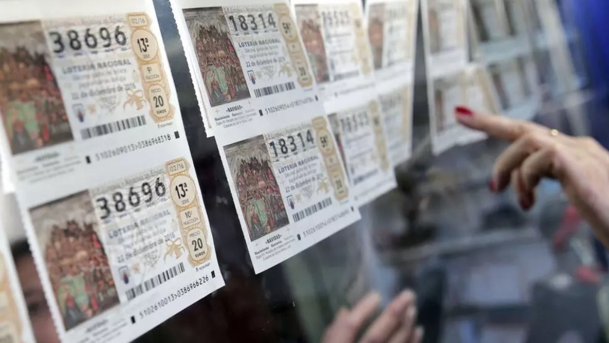 ¿Hay más opciones de que me toque el Gordo si compro Lotería de Navidad en verano?