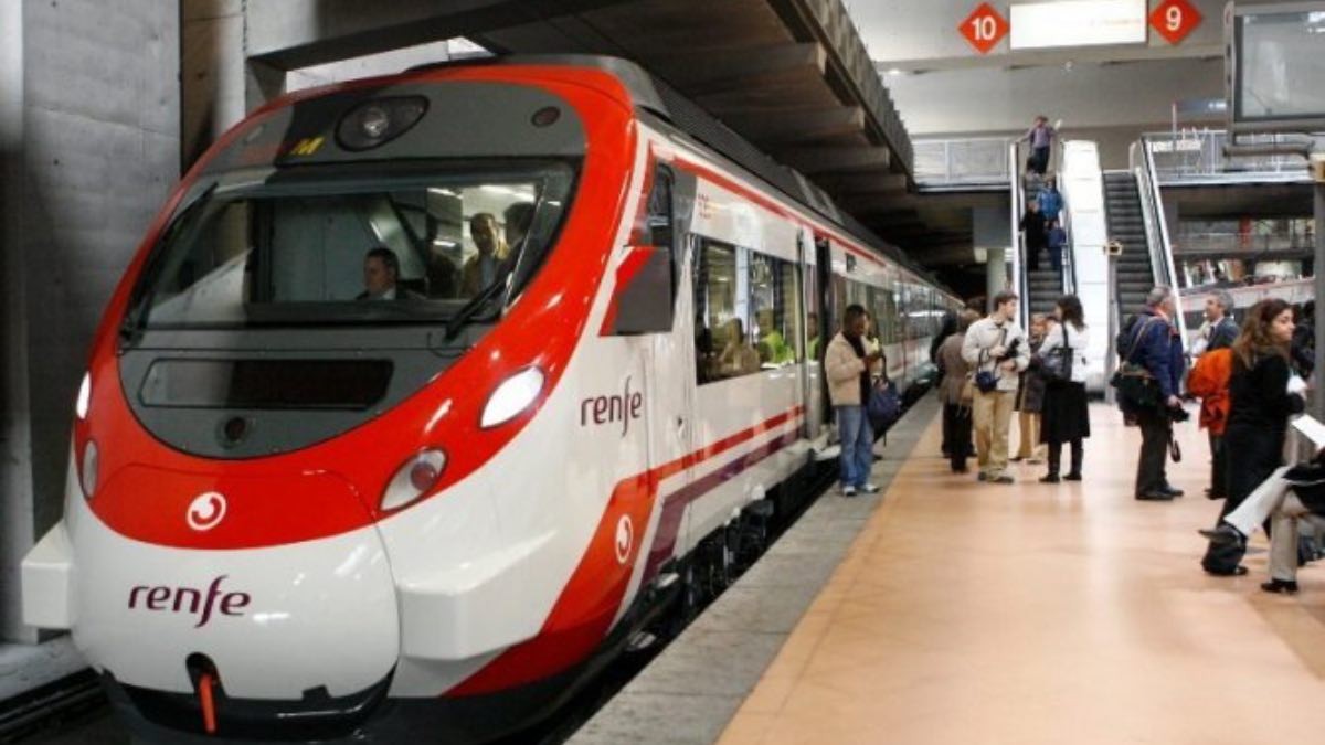 Renfe avisa la fecha para adquirir los abonos gratuitos para los últimos 4 meses del año