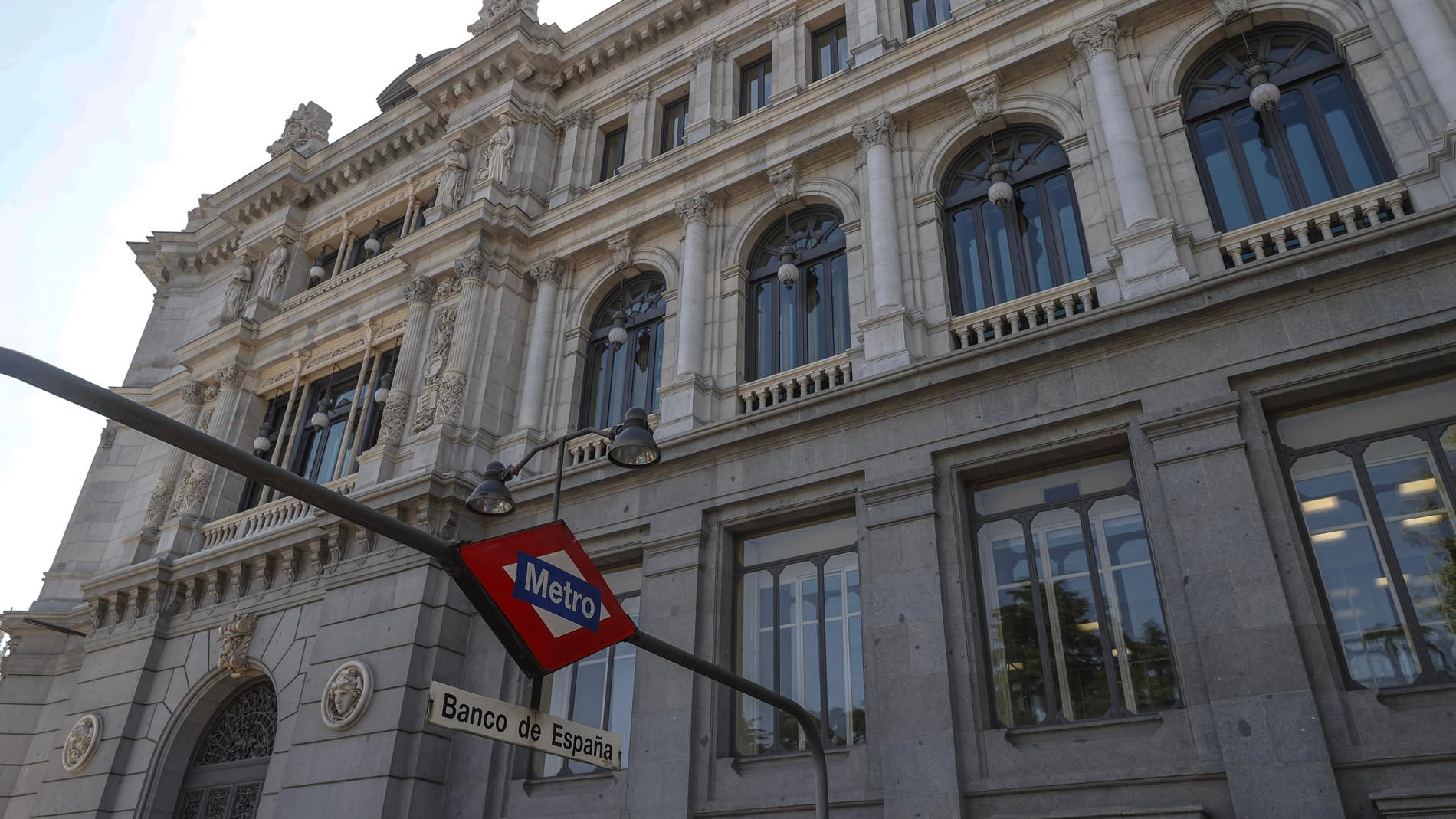 Banco de España informa a todos los que tienen domiciliados los recibos de luz y agua