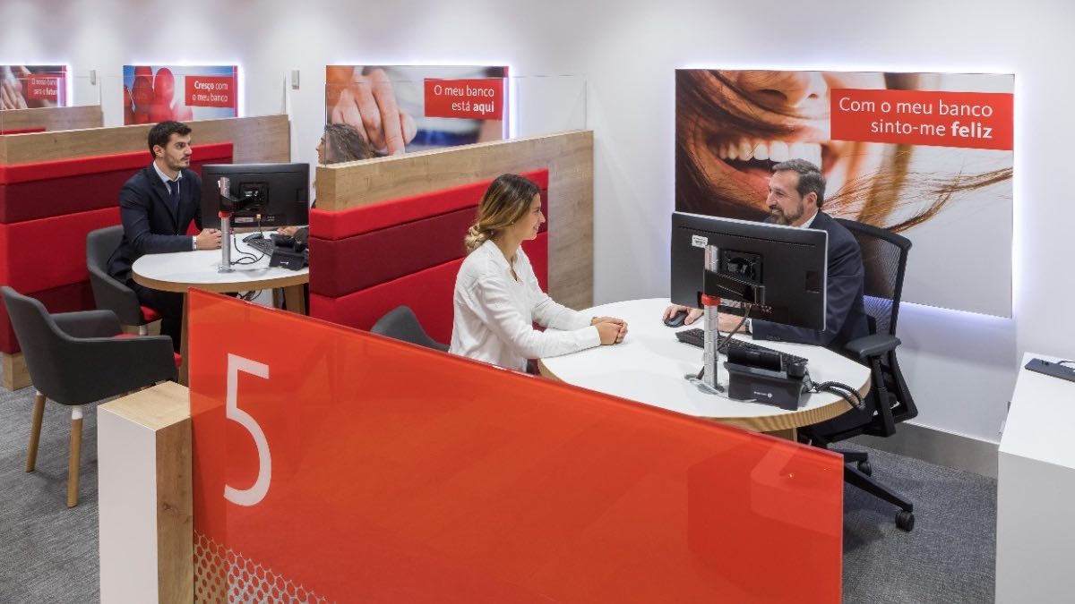 Banco Santander busca personal para formarlo y no piden experiencia