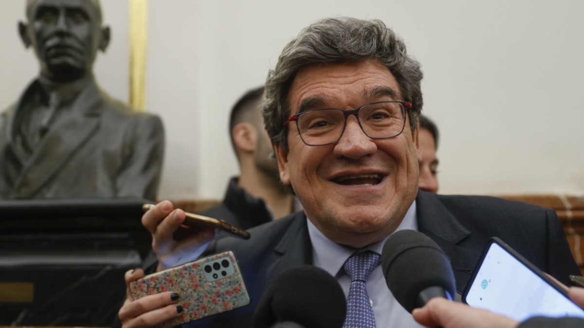 Escrivá anuncia el aumento del empleo en el primer semestre de 2023