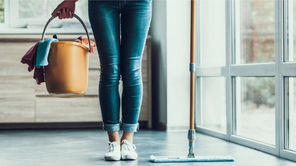 La nueva bonificación de la Seguridad Social a estas familias que tengan contratadas empleadas del hogar