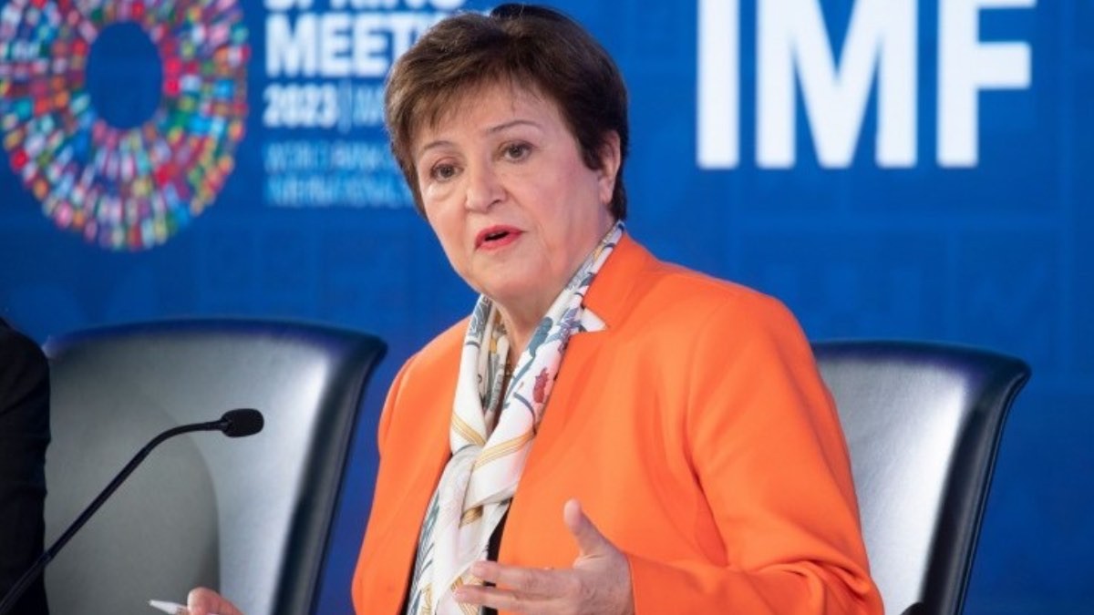 EL FMI avisa de un apagón económico para la segunda mitad de 2023 y recesión para 2023