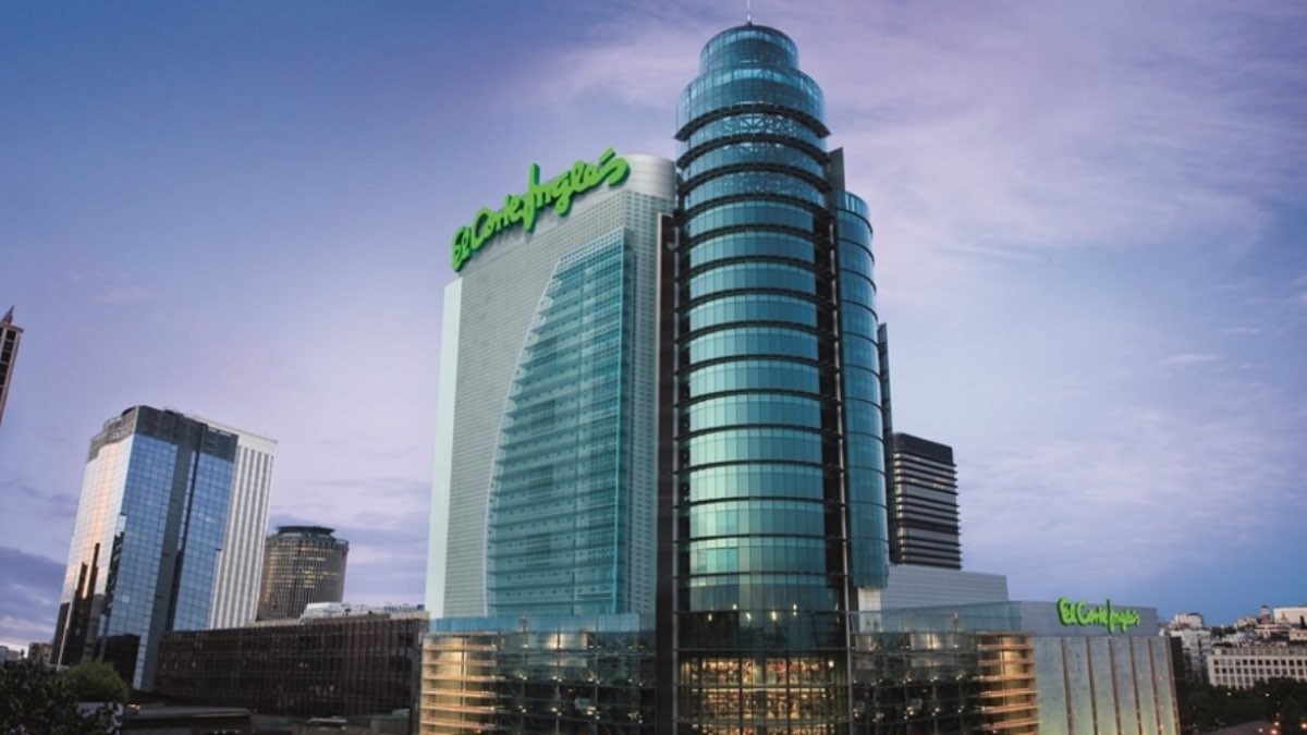Se necesita personal en El Corte Inglés: contrato indefinido trabajando en Lacoste, Time Road y otras marcas