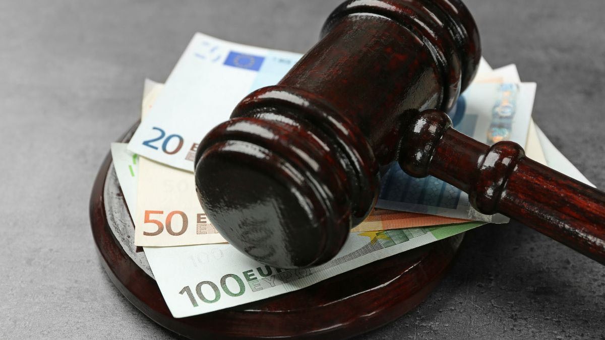 La OCU te explica cómo ahorrarte el Impuesto de Sucesiones
