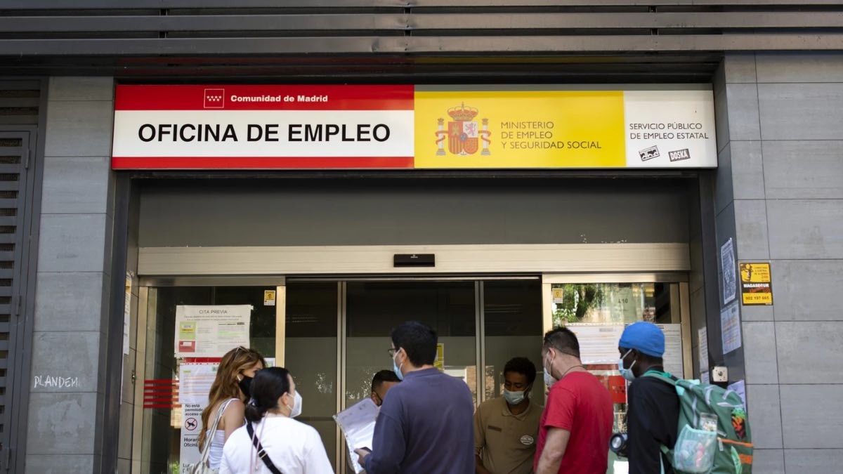 Eurostat felicita a España por la inflación pero manda deberes laborales