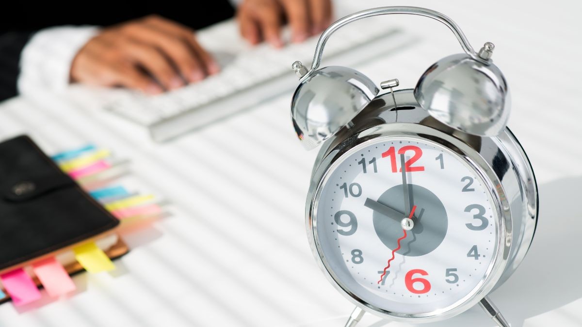 Cuántas horas anuales son 37,5 horas semanales: así afectaría la reducción de la jornada laboral