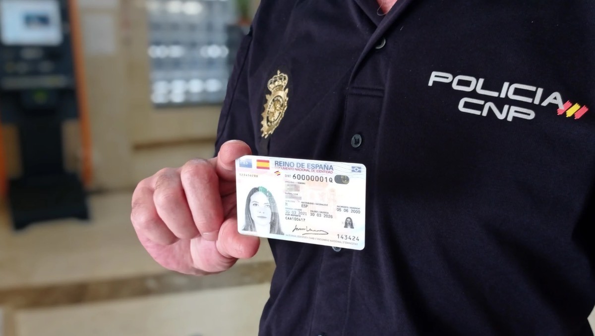 La Policía Nacional alerta a los ciudadanos españoles sobre el DNI