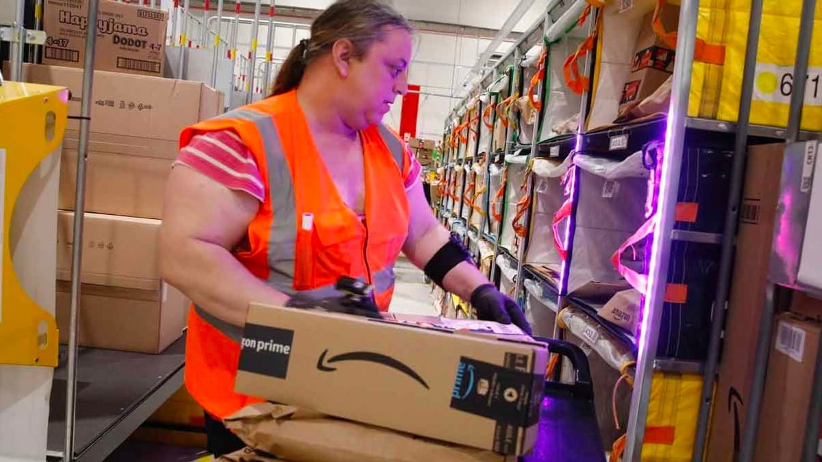 Sueldos de 1.780 euros y no piden experiencia: Se necesita personal para trabajar en Amazon