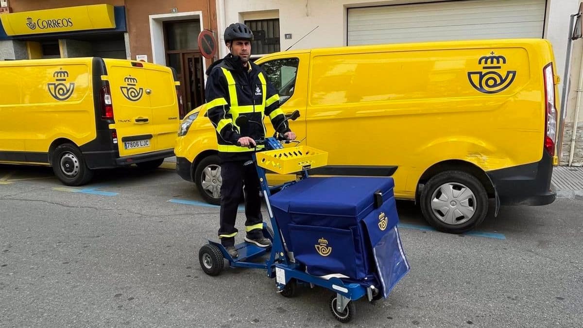 Correos publica nuevos puestos de trabajo: sueldo de 1.800 euros, contrato fijo y sin oposición