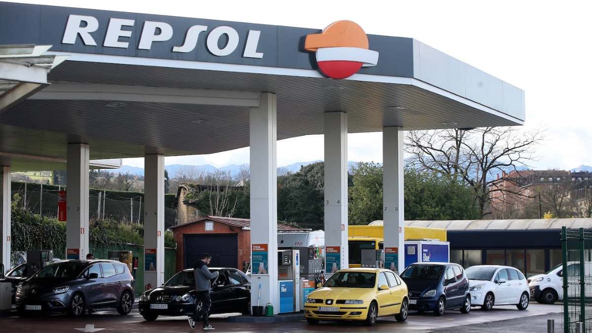 ¿Cuándo baja el precio de la gasolina y el diésel en Repsol, Cepsa y BP? Ya hay fecha