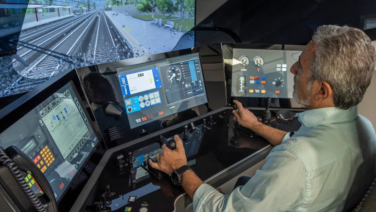 Renfe imparte formación para trabajar como maquinista