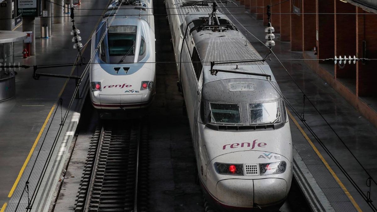 Renfe oferta 100 empleos para su nueva planta fotovoltaica: estos son los puestos a cubrir