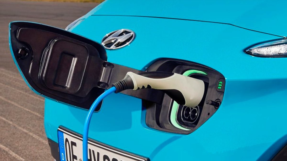 Plan Moves III: el Gobierno extiende las ayudas al coche eléctrico hasta julio de 2024