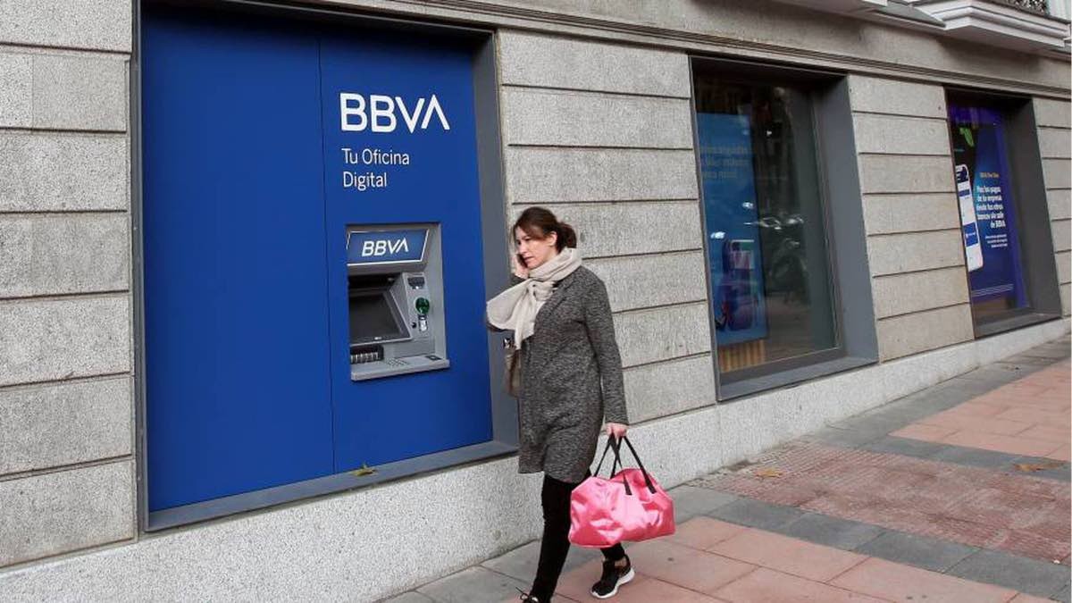 El BBVA te regala un iPhone si tienes hijos y cumples estos requisitos