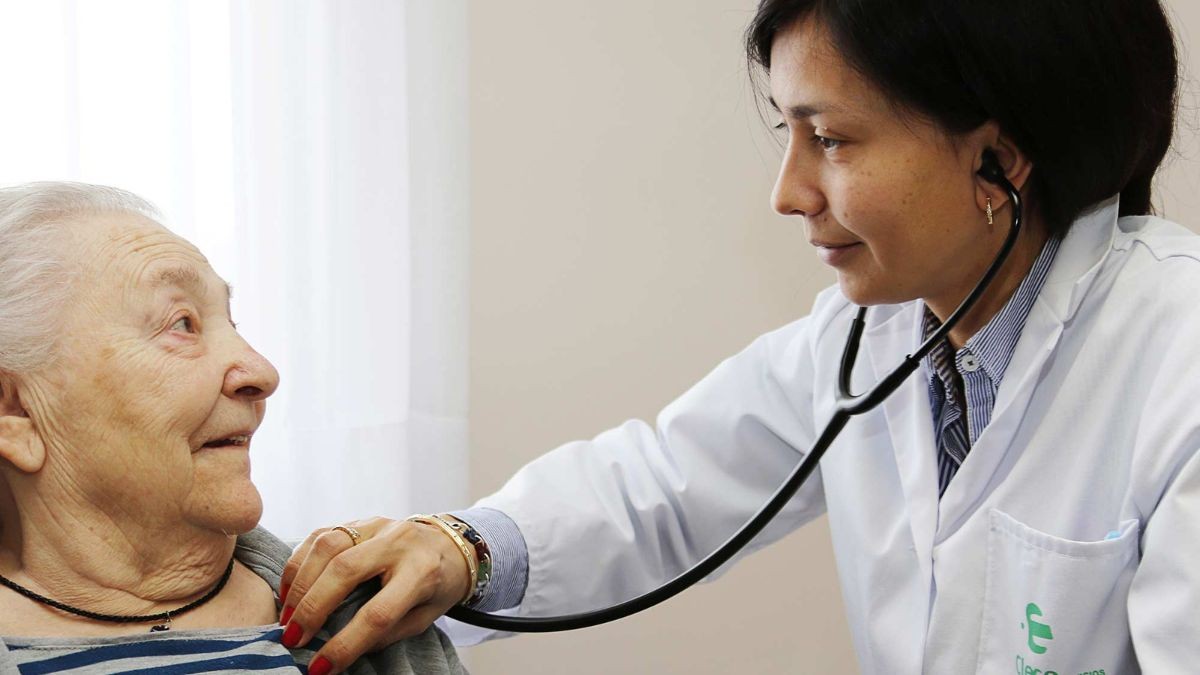 Clece publica 364 ofertas de empleo fijo sin experiencia y sueldo de hasta 30.000 euros