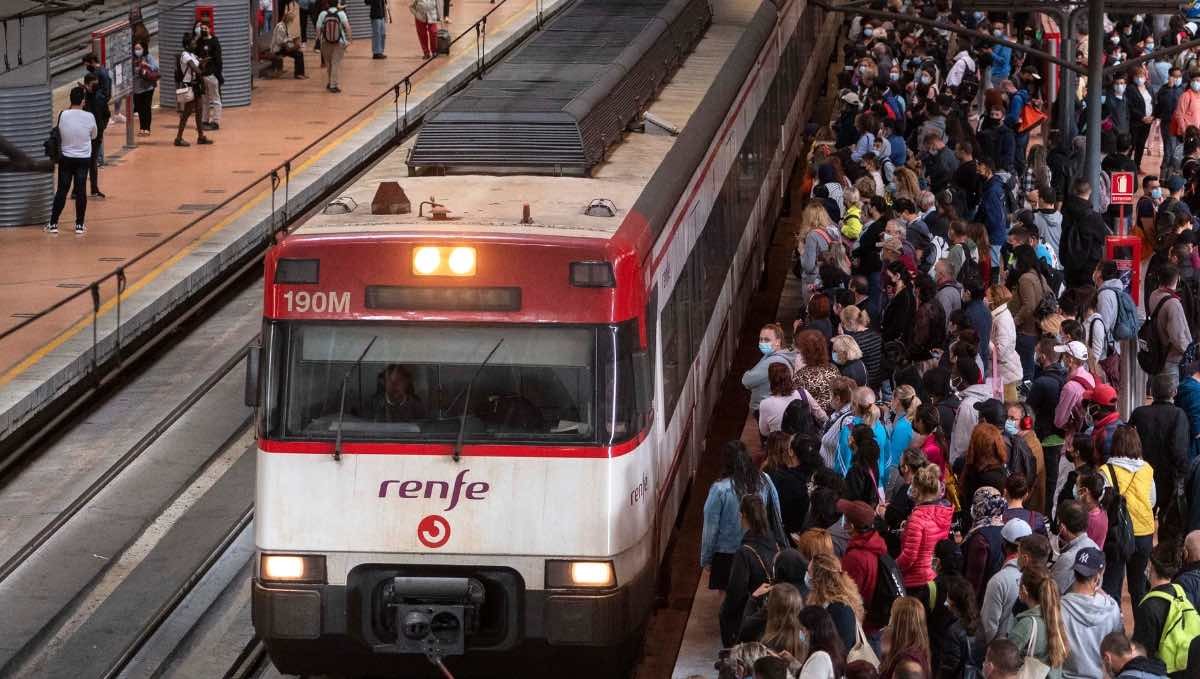 Huelga en Renfe y Adif en noviembre y diciembre: servicios mínimos y trenes afectados 