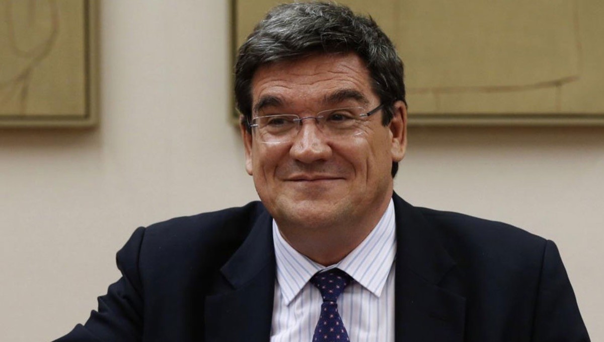Escrivá quiere "mejorar la calidad de la protección social de los autónomos"