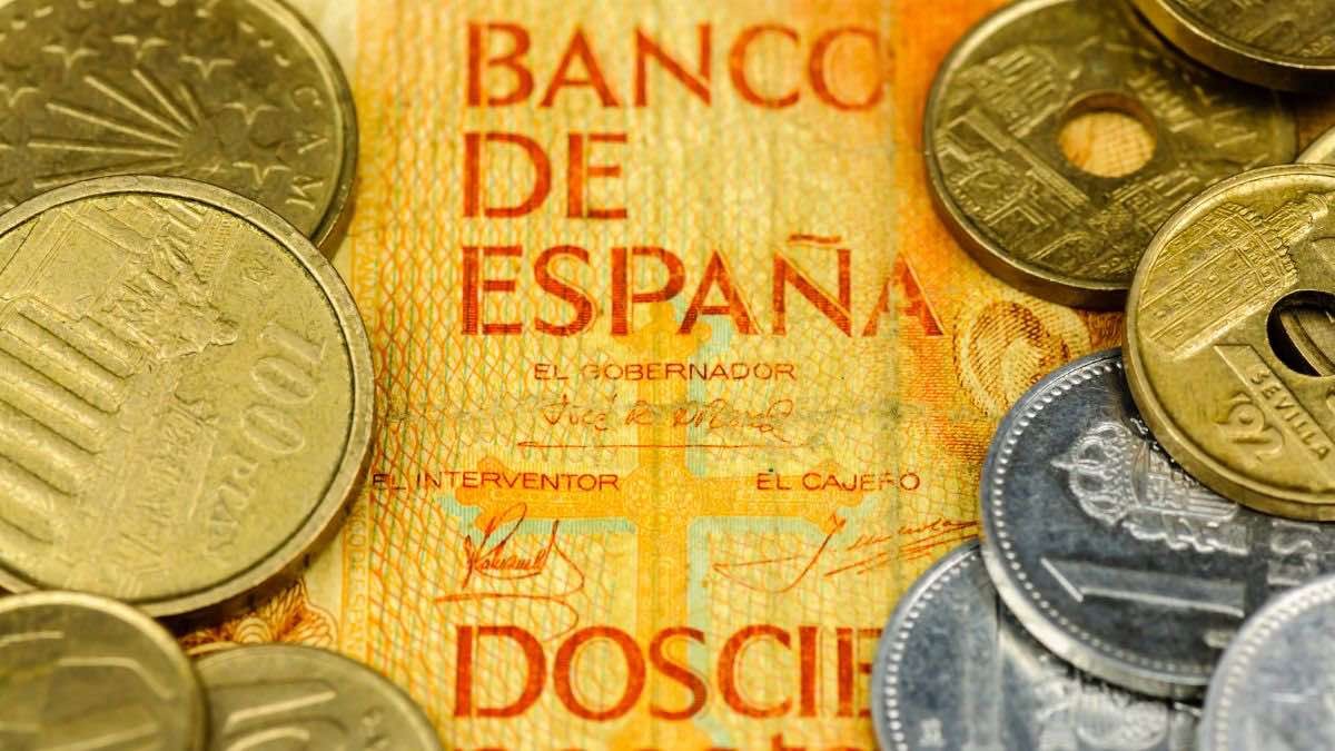 Gana hasta 500 euros con estas monedas y billetes de peseta