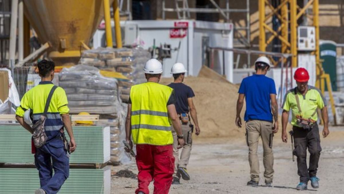 La productividad laboral crece en España pero sigue alejada de la media europea