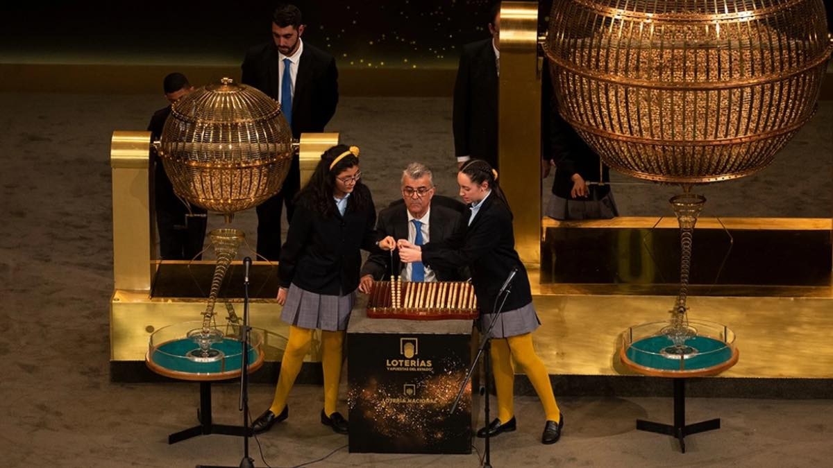 ¿A qué hora empieza el sorteo de la Lotería de Navidad 2023? Dónde verlo en directo