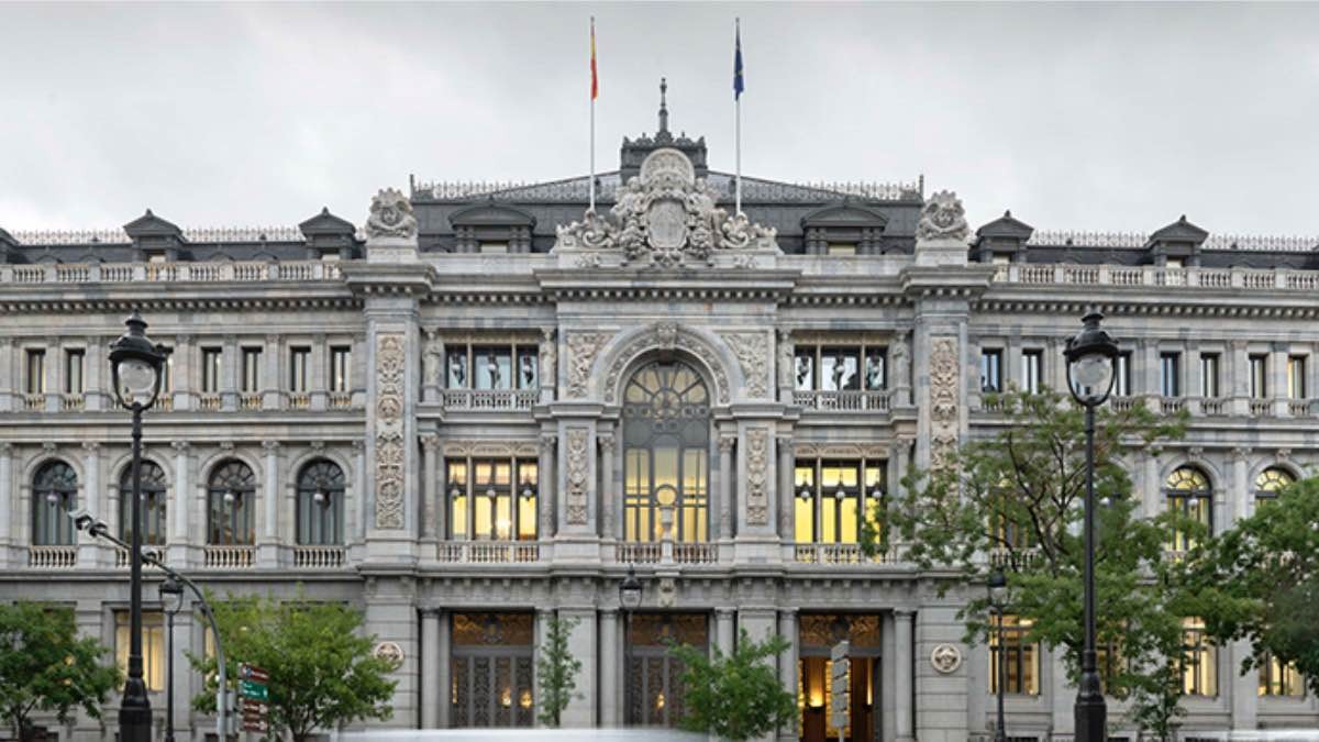 El Banco de España da su verdadera recomendación sobre guardar dinero efectivo en casa