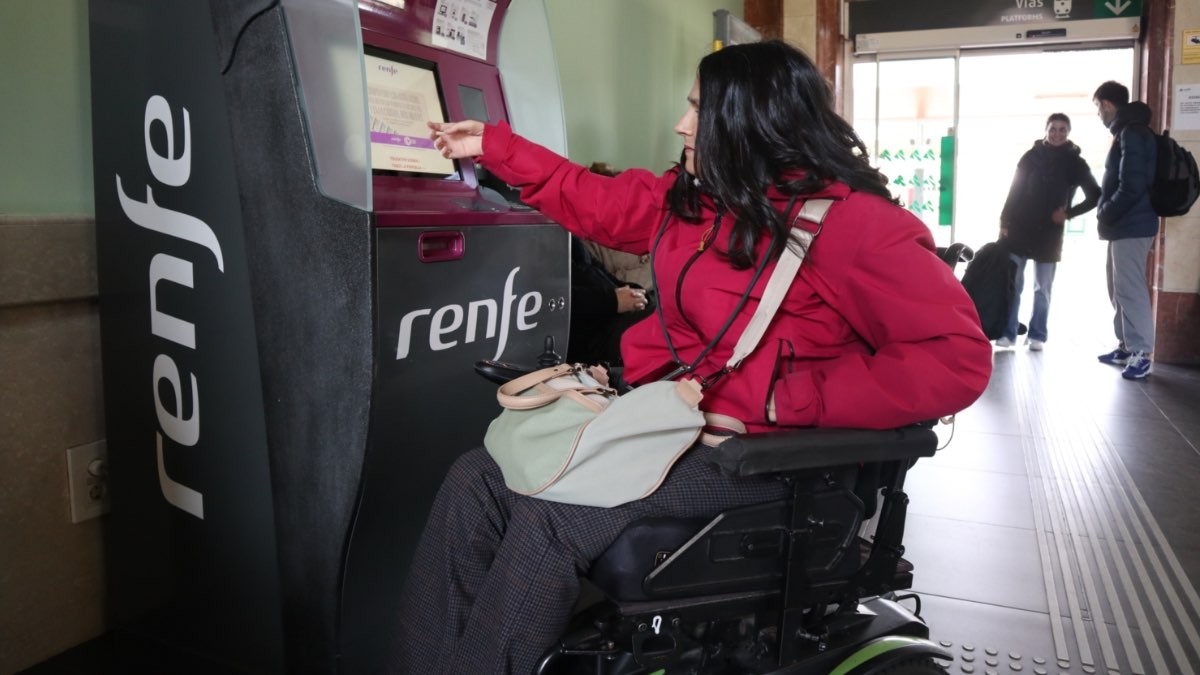 Los descuentos de Renfe para los beneficiarios de una incapacidad permanente: requisitos y condiciones