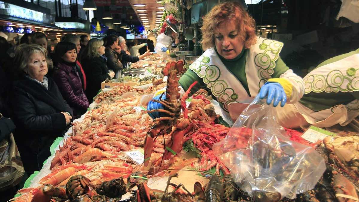 Lombarda, jamón, langostinos, besugo, gambas blancas…más caros esta Navidad