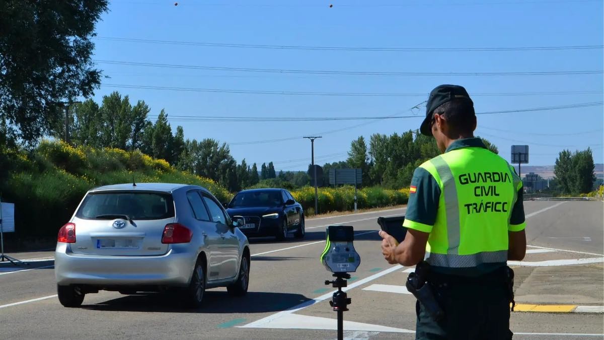 Los radares antifrenazo de la DGT: el nuevo sistema para controlar la velocidad