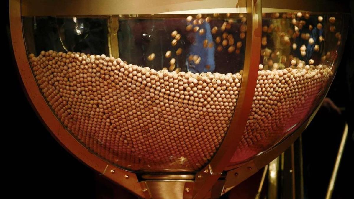 No te imaginas cómo es la seguridad del Sorteo de la Lotería de Navidad: tela con las bolas