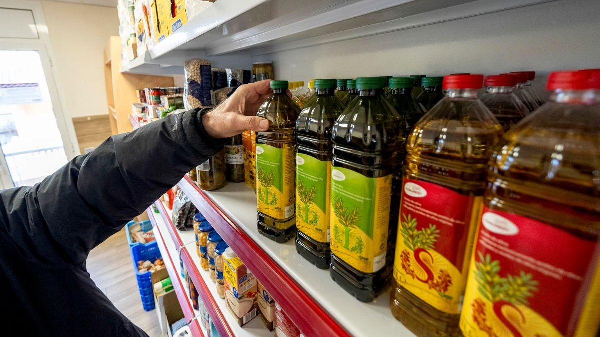 El truco para rebajar el precio del aceite de oliva en este supermercado a menos de 5 euros