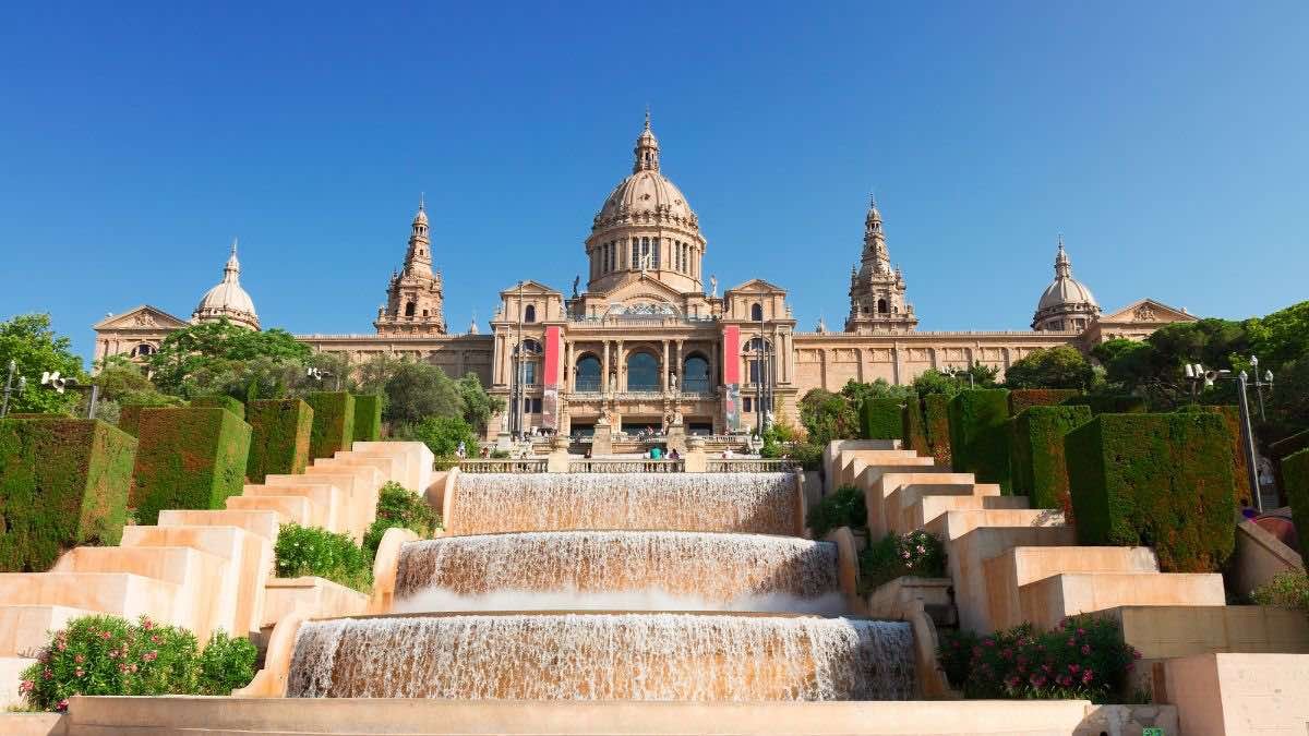 Esta es la ciudad española a la que se quieren ir a teletrabajar los británicos