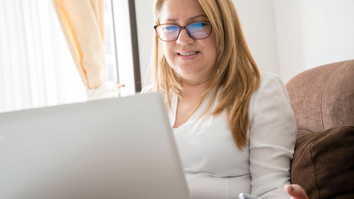 Cruz Roja se alía con Fundae y lanza estos cursos gratis para trabajadores y desempleados