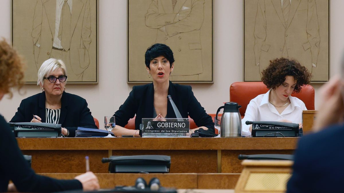 Elma Saiz anuncia las medidas que van a sacar este 2024: hay cambios en las pensiones y el IMV
