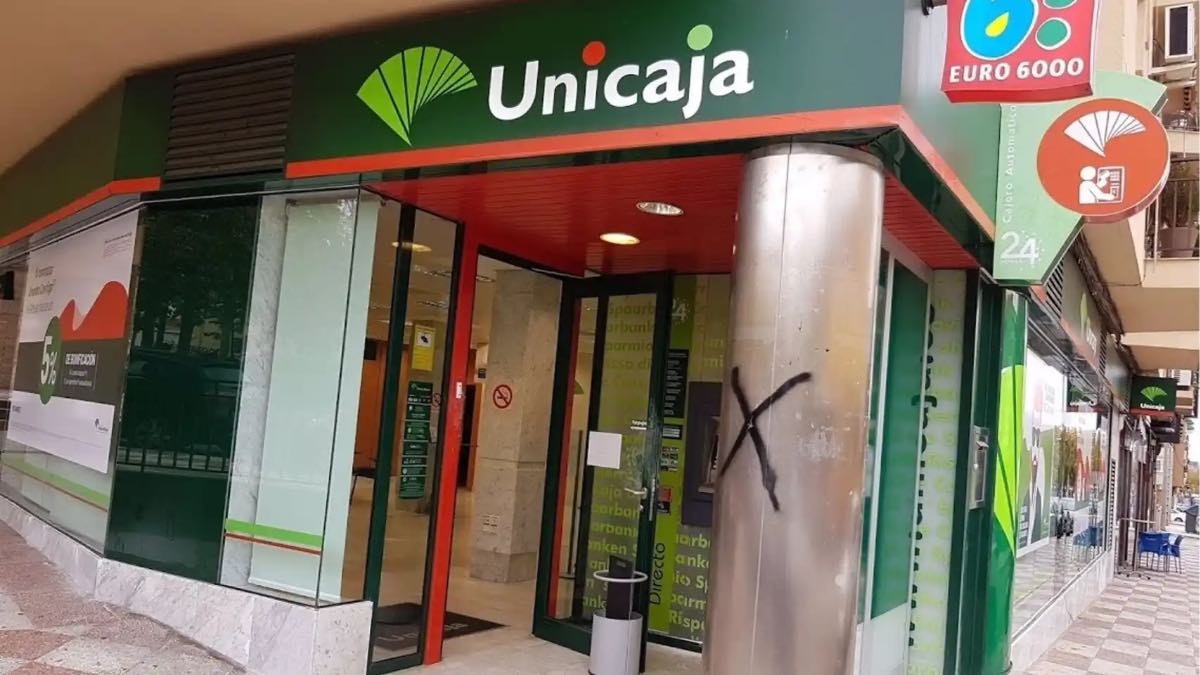 Unicaja sube hasta 250 euros la bonificación por domiciliar la nómina o pensión