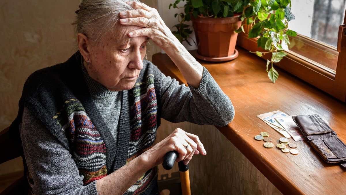 La pensión de viudedad se iguala a la jubilación en 2024: esto cobrarán viudos y divorciados