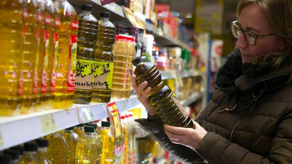 Este supermercado donde el aceite de oliva virgen extra más barato: no es ni Mercadona ni Lidl