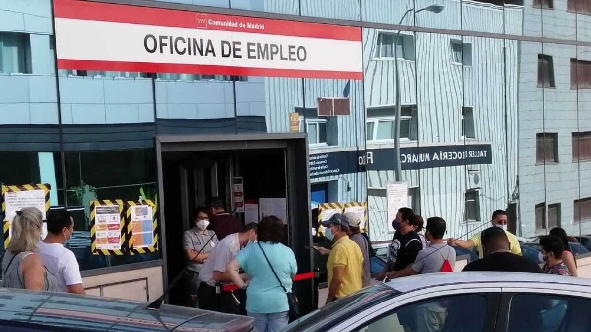 El SEPE ofrece una ayuda de 5.280 euros hasta junio de 2024: puedes pedirla tres veces