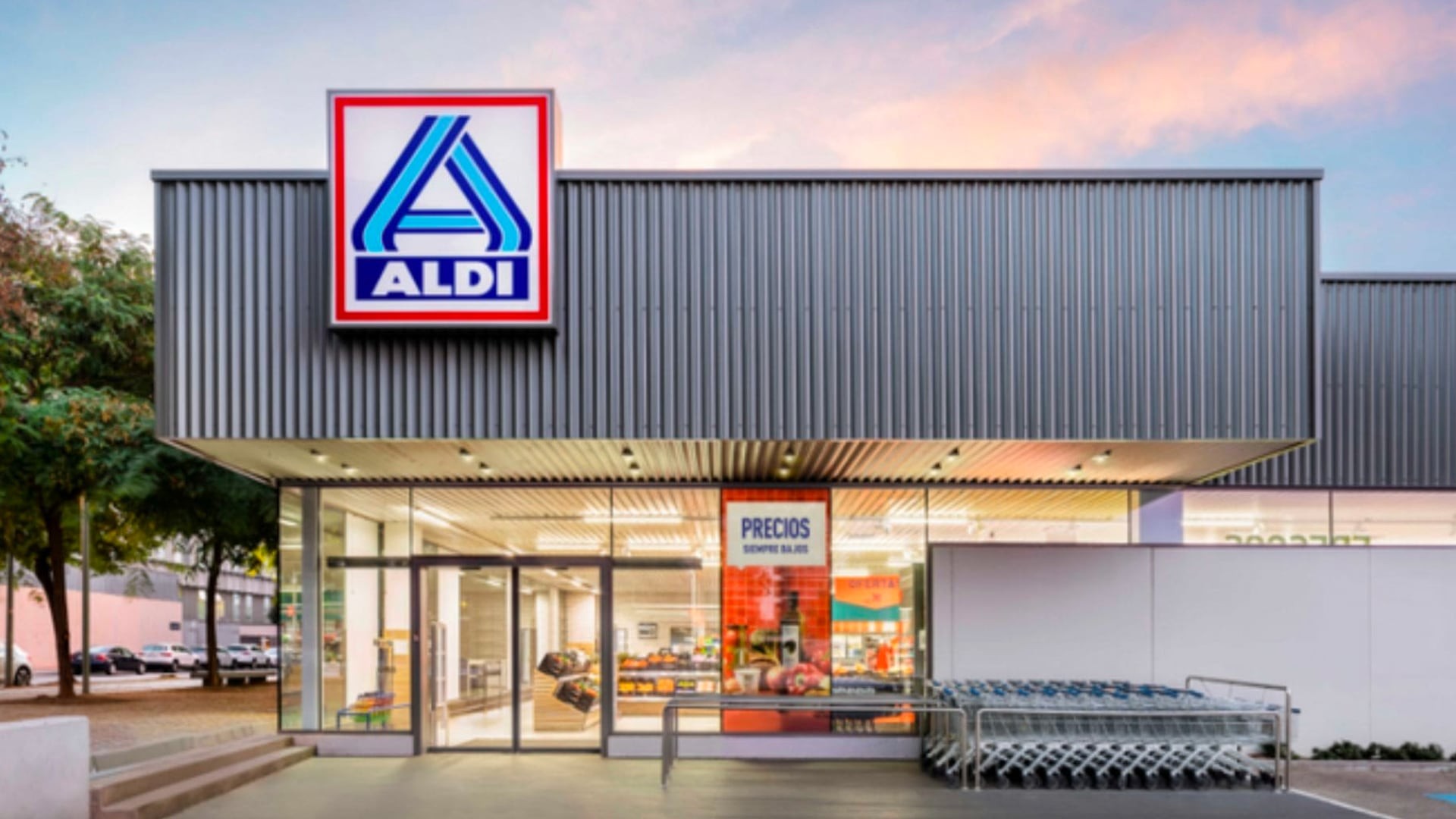 Aldi arrasa con esta auténtica máquina de coser Singer por menos 100 euros