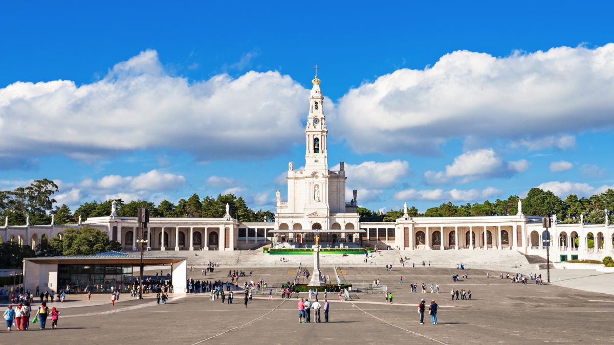 El viaje para jubilados a Fátima que no tiene el Imserso: 6 días a precio de chollo
