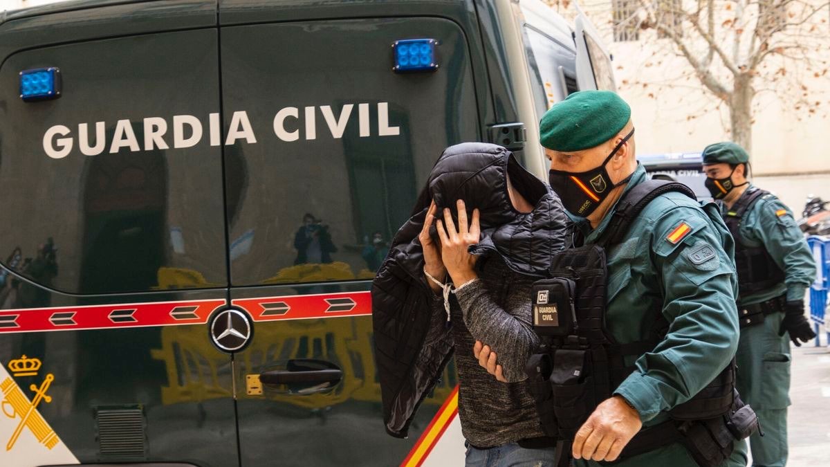 La Guardia Civil y la Policía podría tener próximamente mejoras en la jubilación anticipada