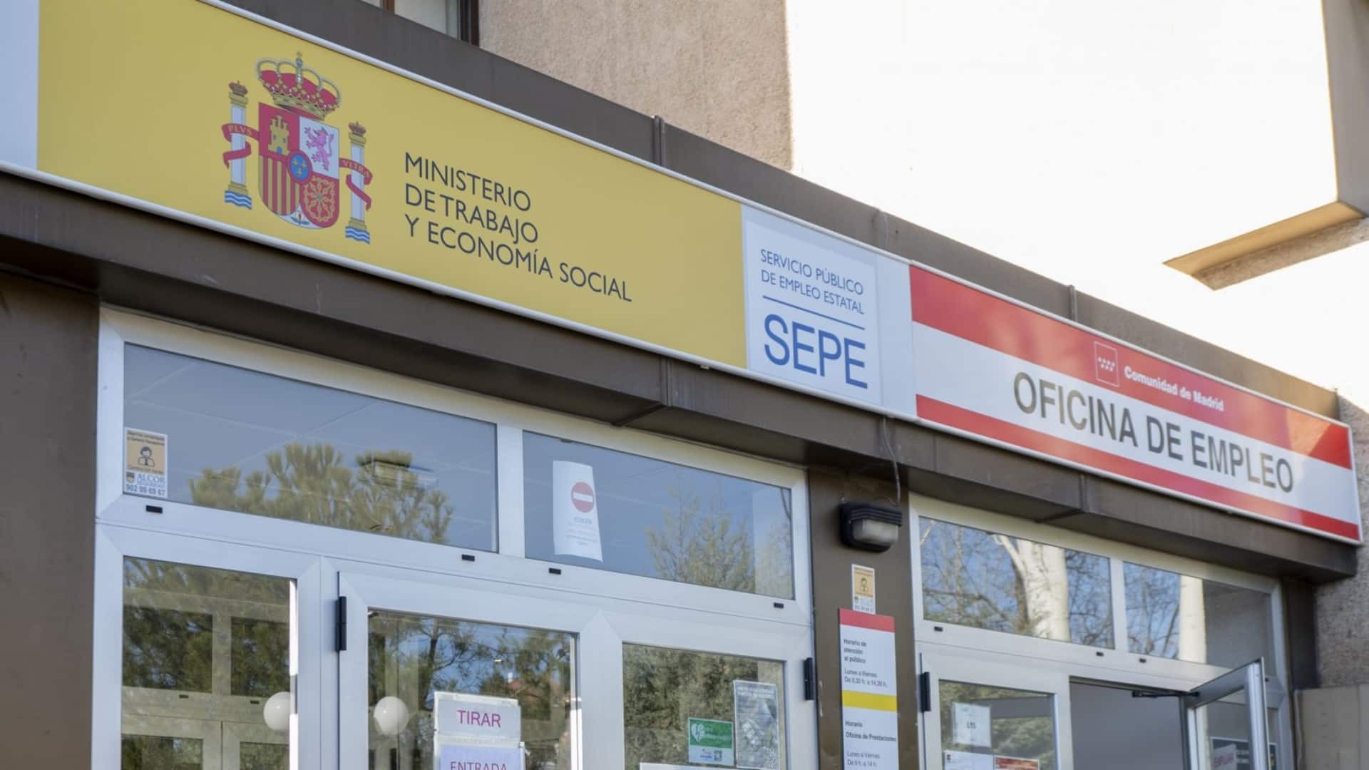 El error que no debes cometer al pedir el subsidio de 480 euros del SEPE: pierdes 16 meses de ayuda