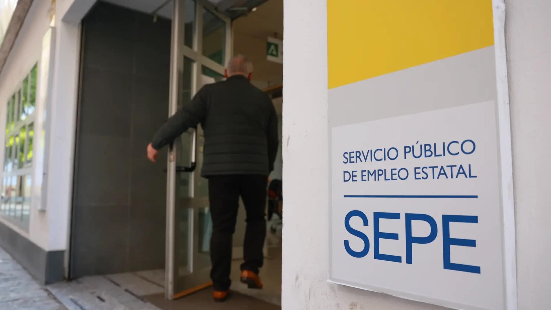 El SEPE quita el subsidio para mayores de 52 años por estos 13 motivos