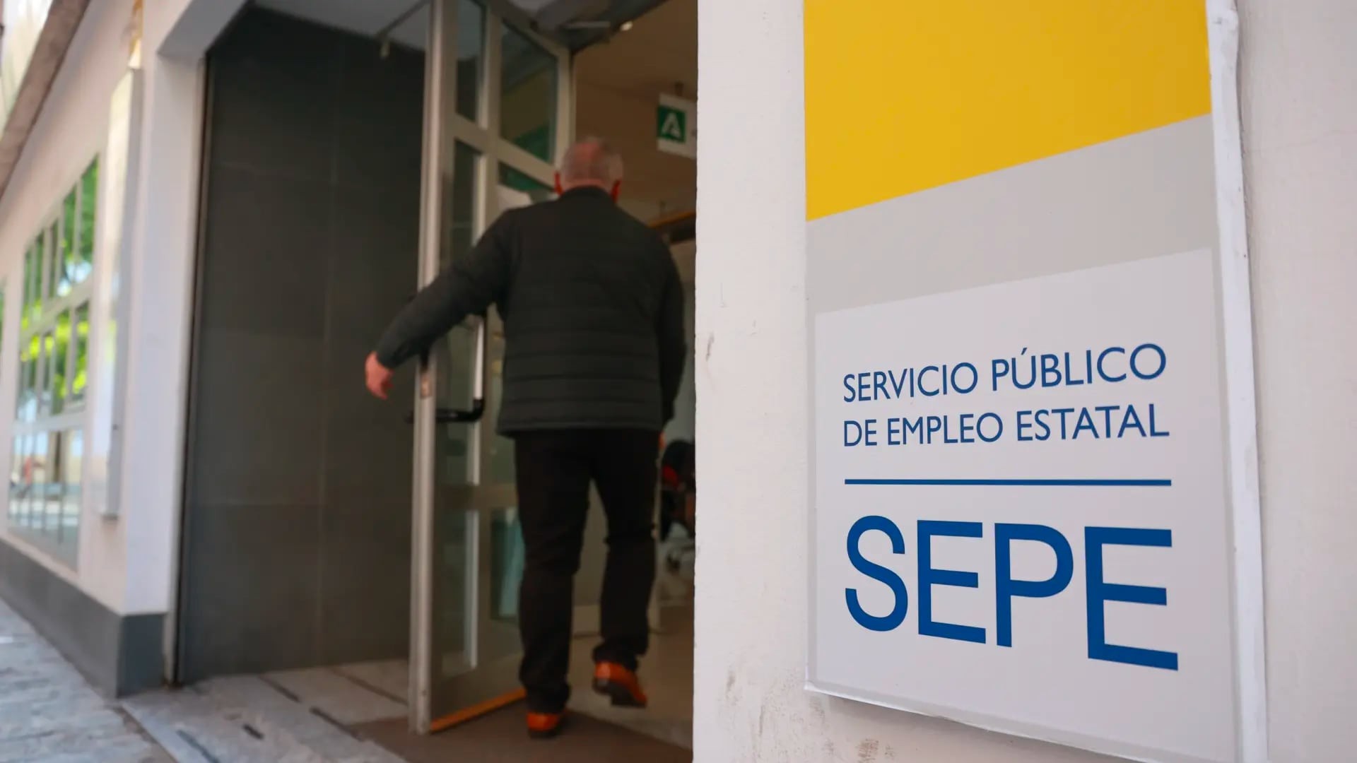 Las ayudas de hasta 1.575 euros que pueden solicitar los mayores de 50 años sin trabajo